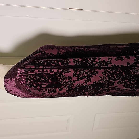TOMMY HILFIGER BURNOUT VELVET Elegant Purple Floral Wrap Dress. SIZE 6. - Picture 6 of 11